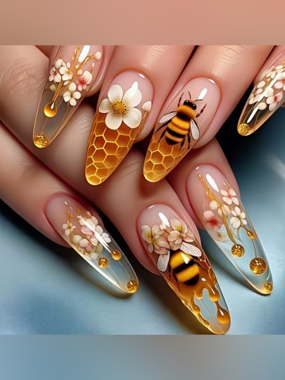 Bee Honeycomb Press-On Nails - Yellow & White Floral Set